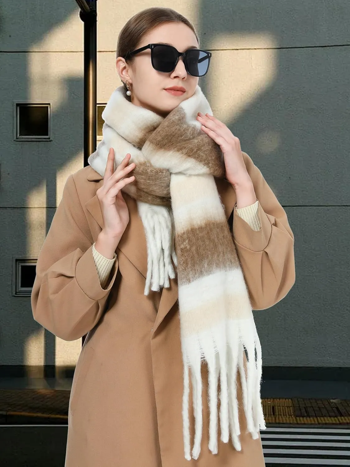 Oversized Blanket Scarf for Women Winter Fall Chunky Plaid Soft Cashmere Feel Thick Scarves with Fringed